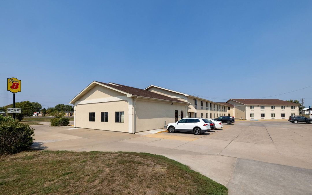 Super 8 by Wyndham O’Neill NE