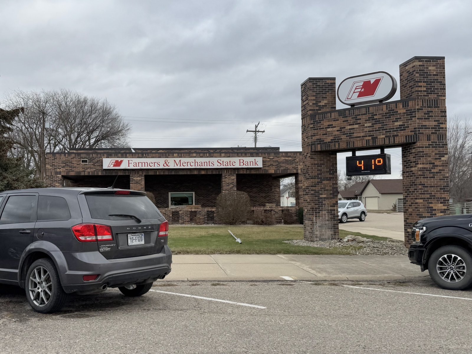 Farmers & Merchants State Bank