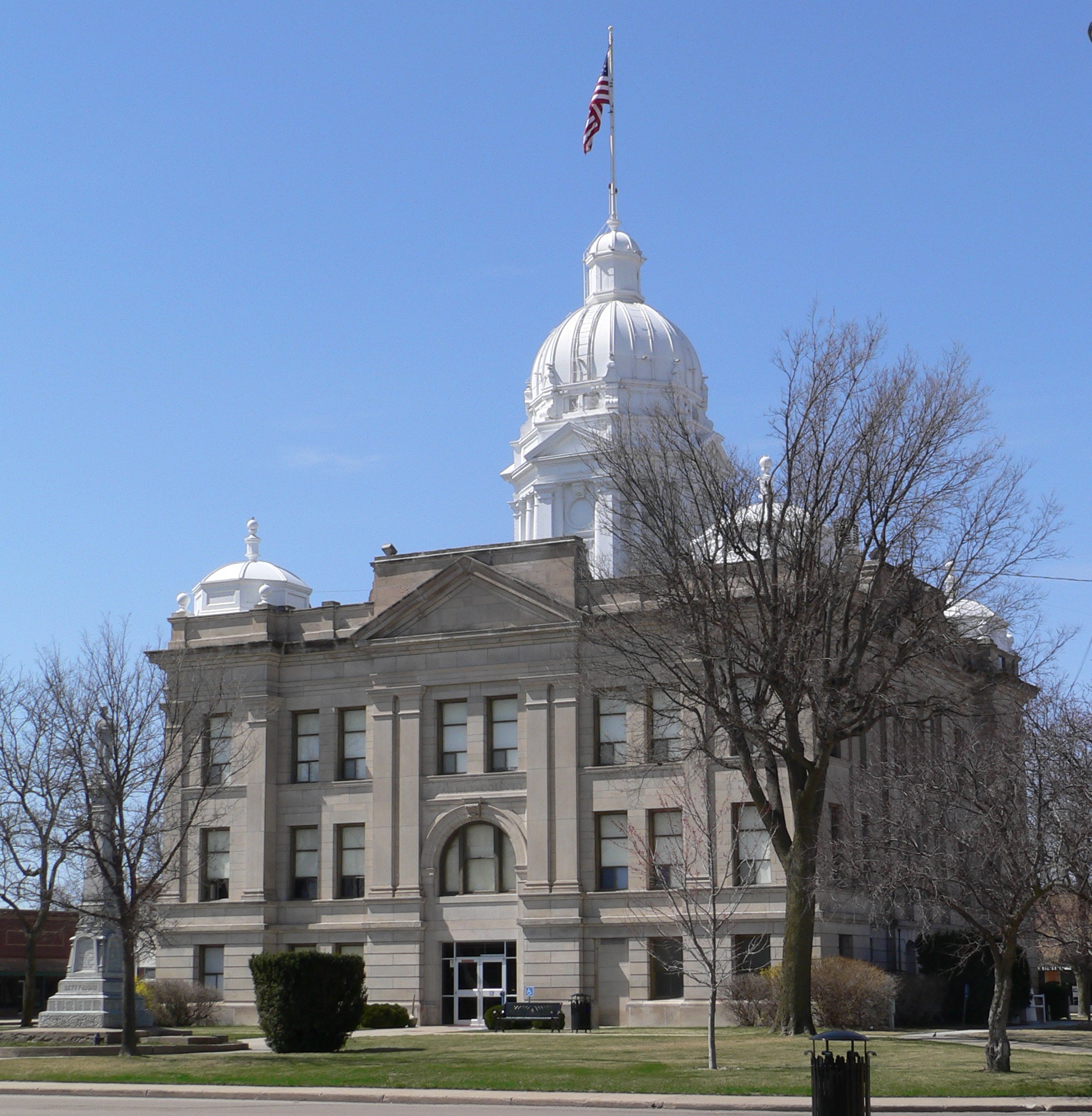 Kearney County Courthouse