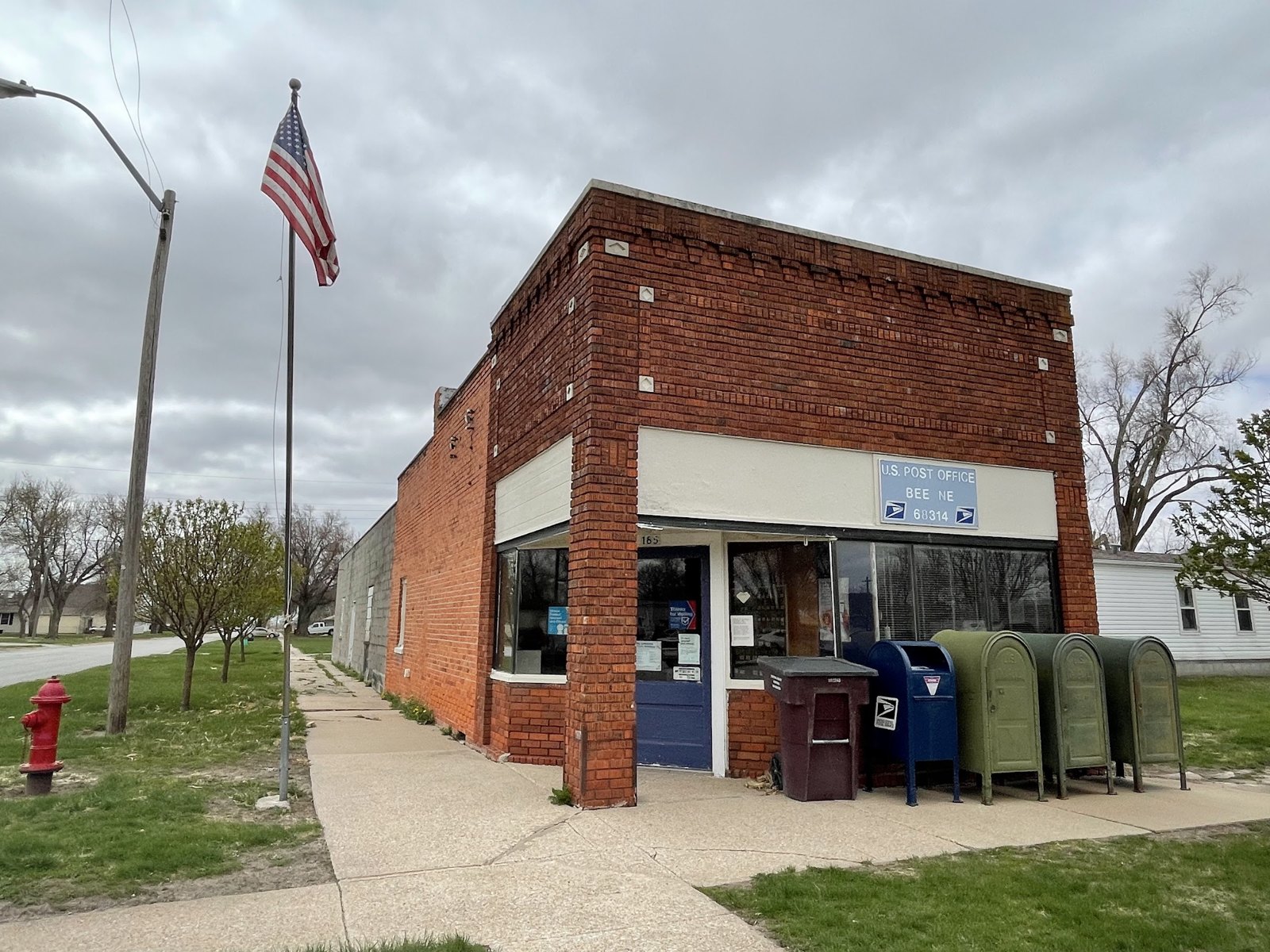 Bee Post Office