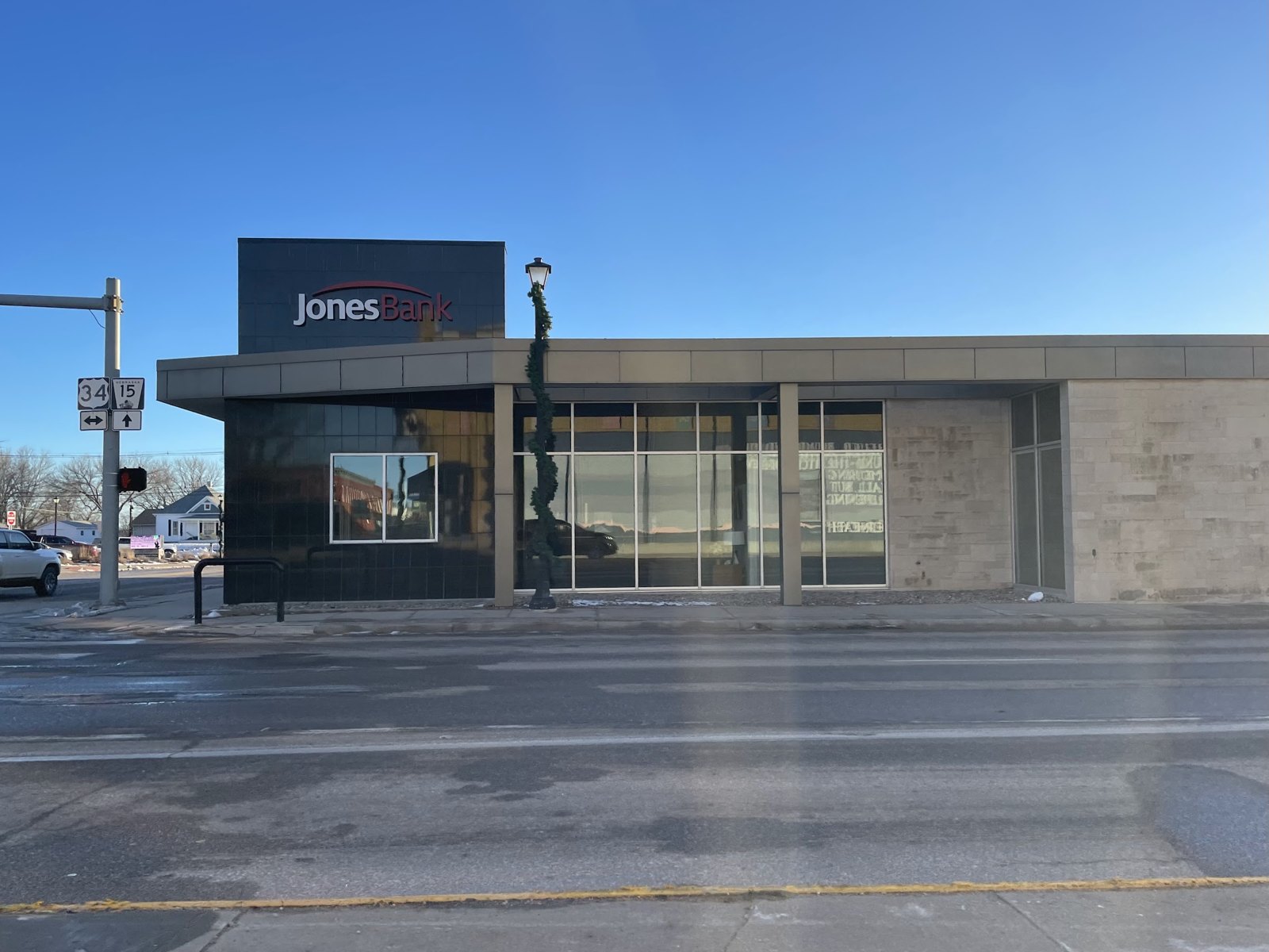 Jones Bank – Seward