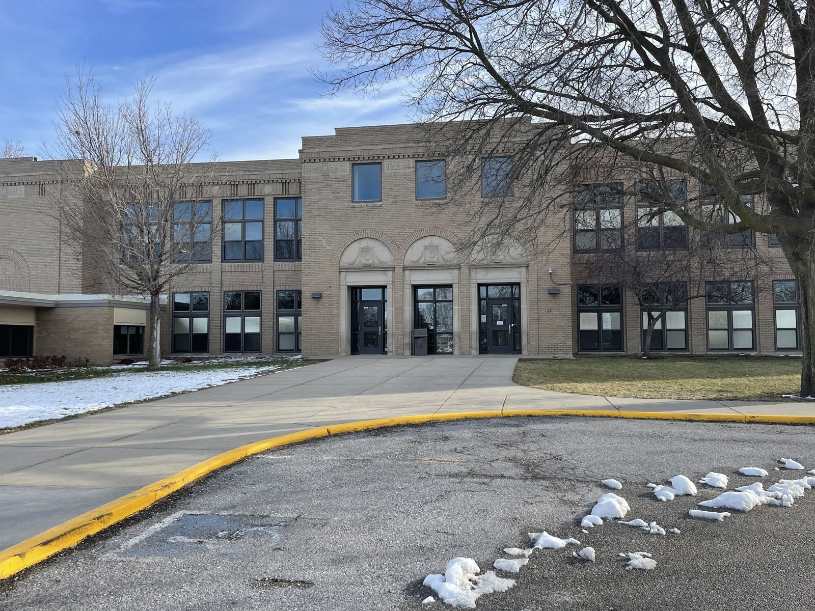 Valparaiso Elementary/Intermediate School (Raymond Central)