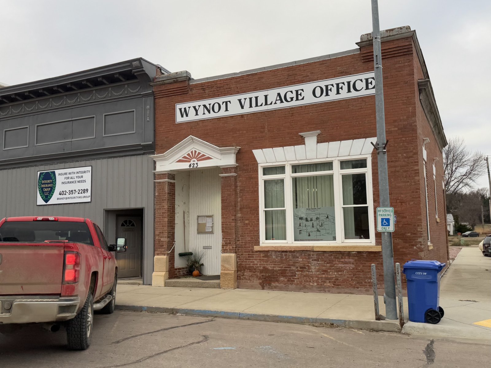 Wynot Village Office