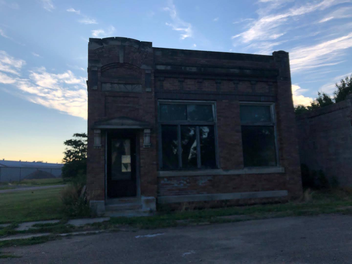Old brick building, Berwyn, Nebraska