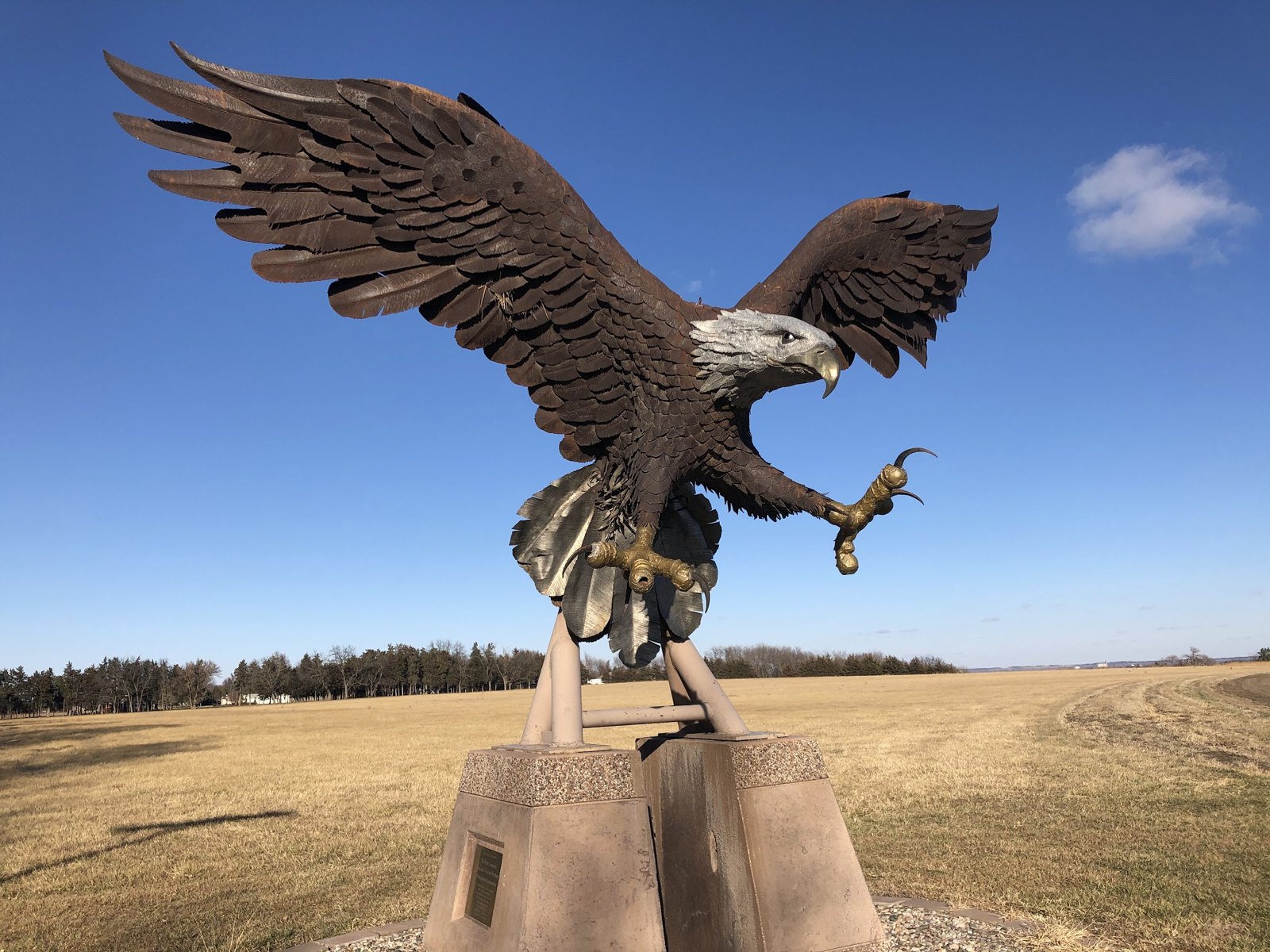 Eagle statue, Cedar Bluffs, Nebraska Eagle statue, Cedar Bluffs, Nebraska