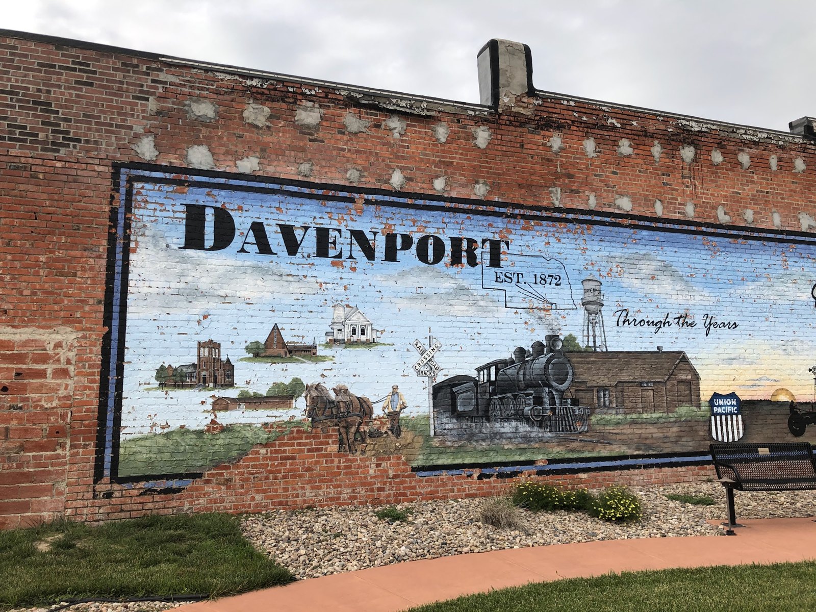 Town history mural, Davenport, Nebraska