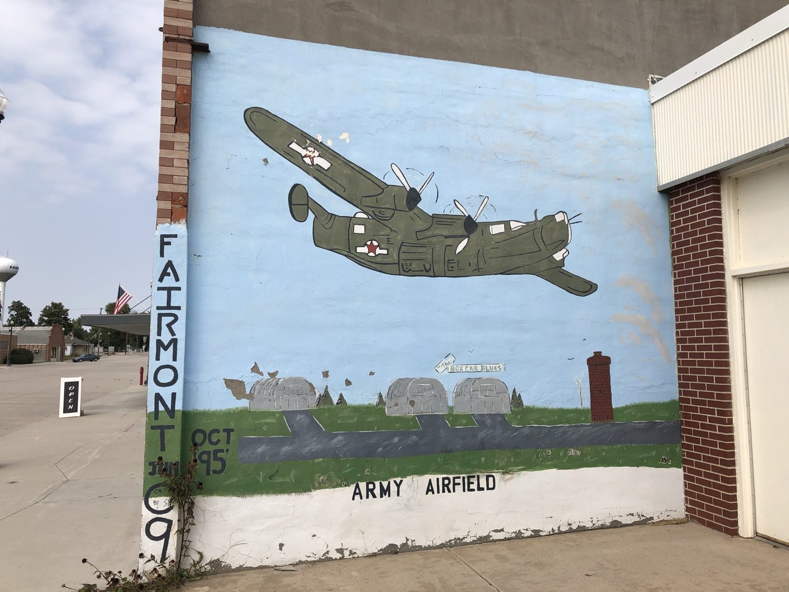 Army airfield bomber mural, Fairmont, Nebraska