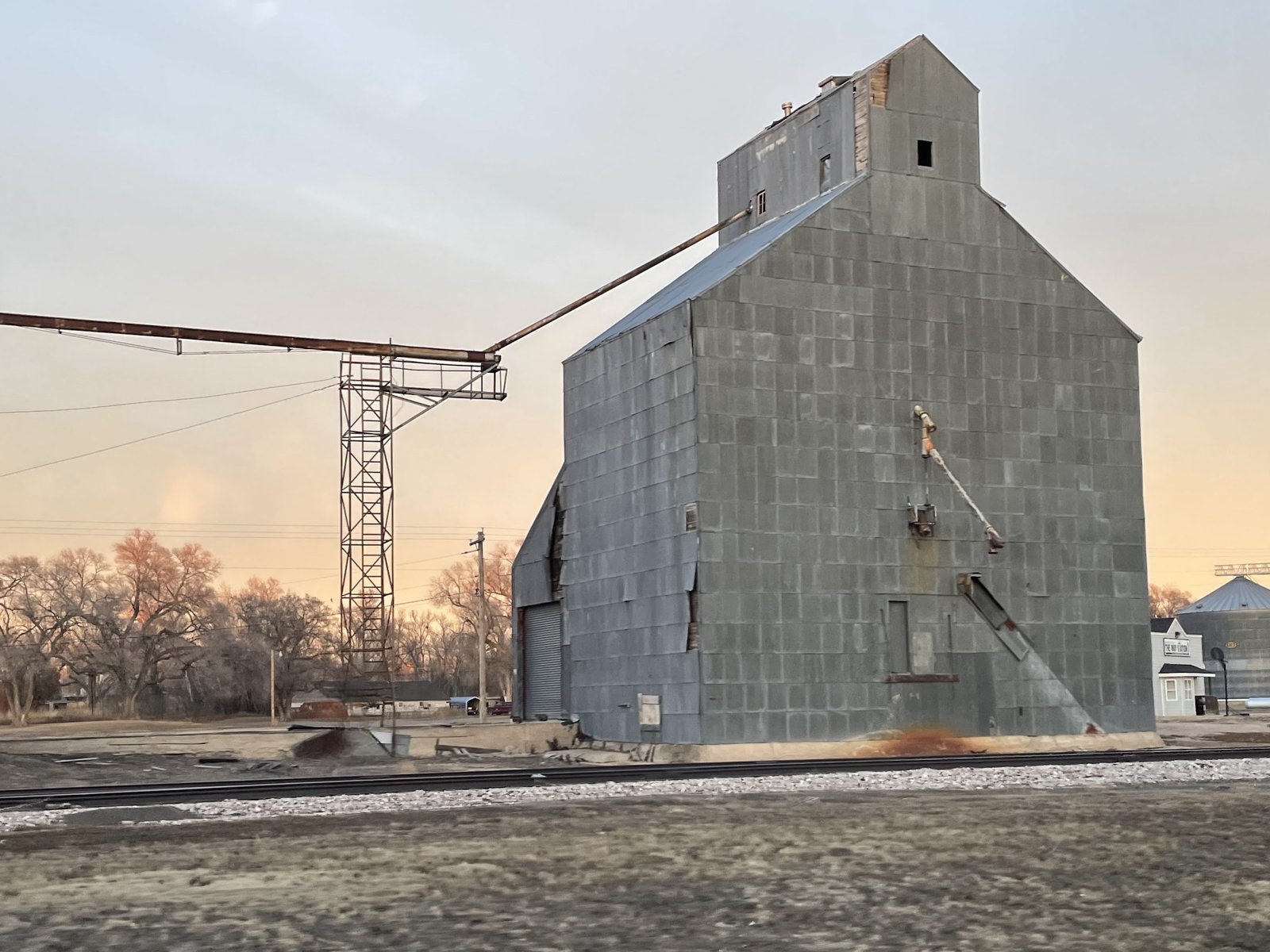 Grain elevator, Hamlet, Nebraska Grain elevator, Hamlet, Nebraska