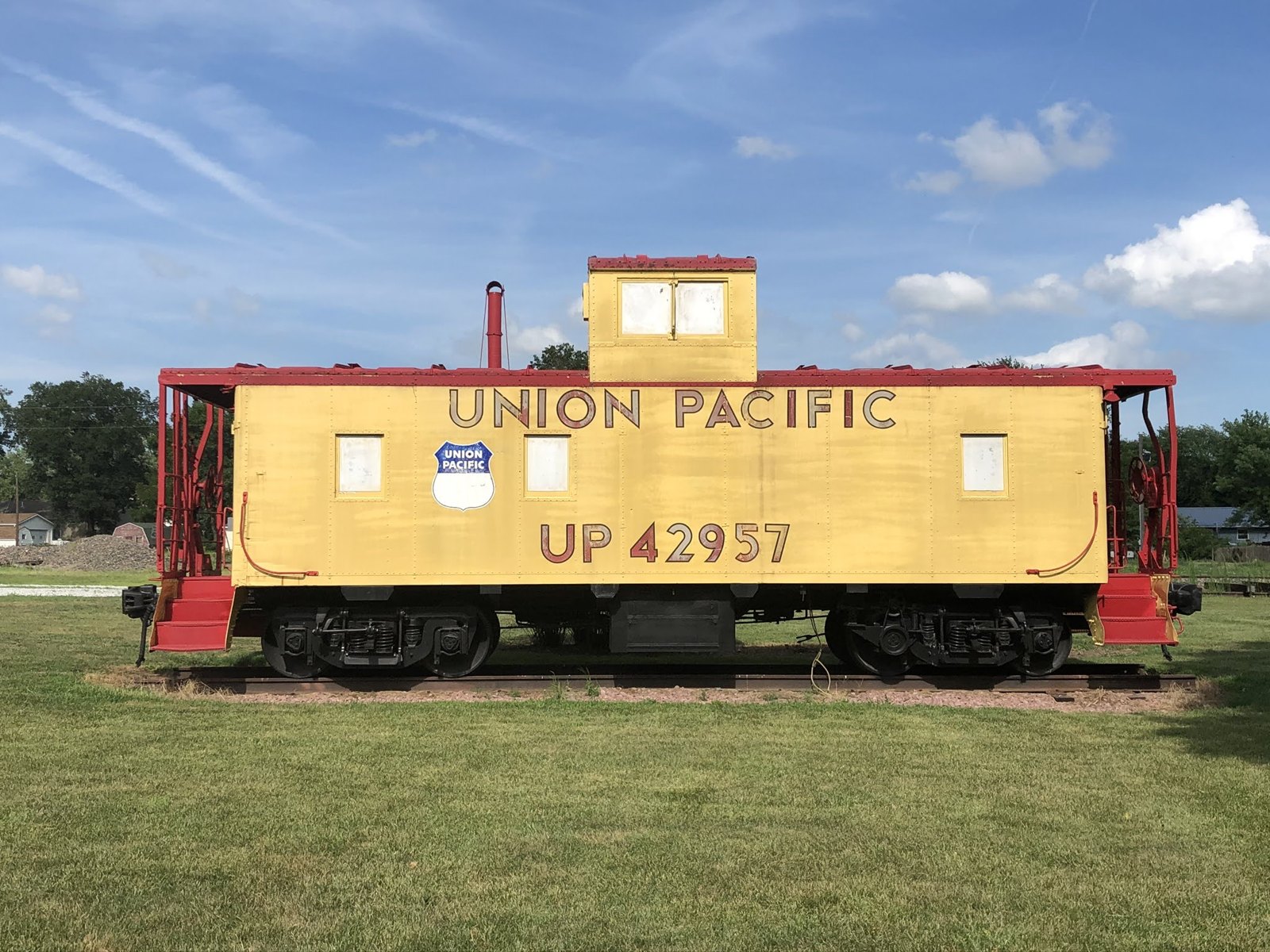 Union Pacific caboose, Valparaiso, Nebraska