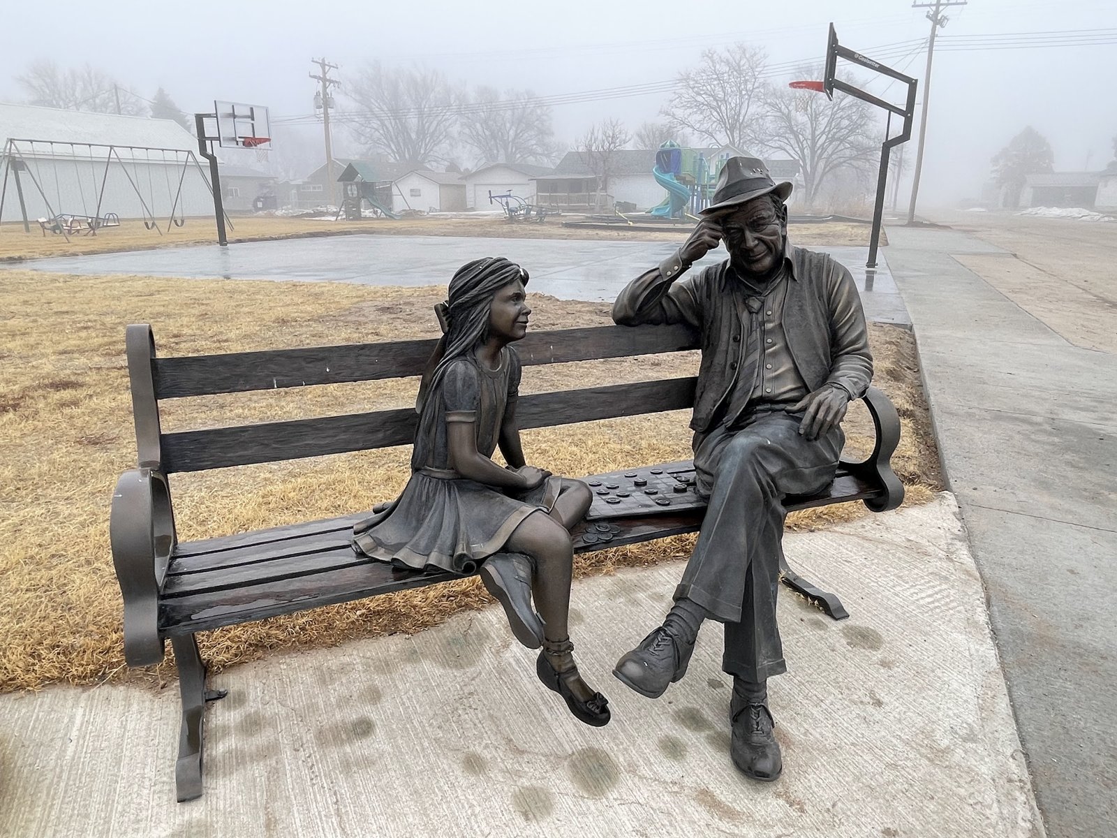 Bench statues, Venango, Nebraska